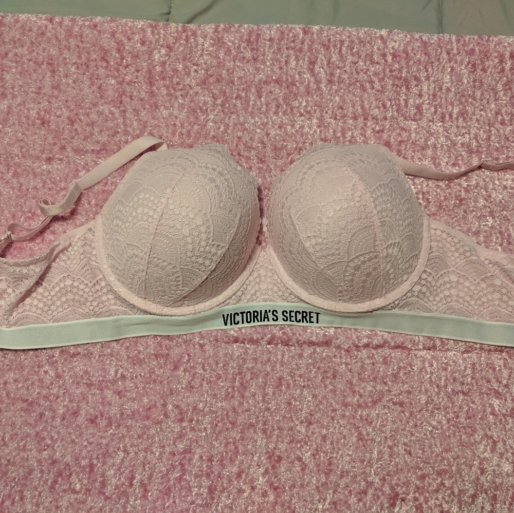 Victoria Secret Bra 38 DD nwot